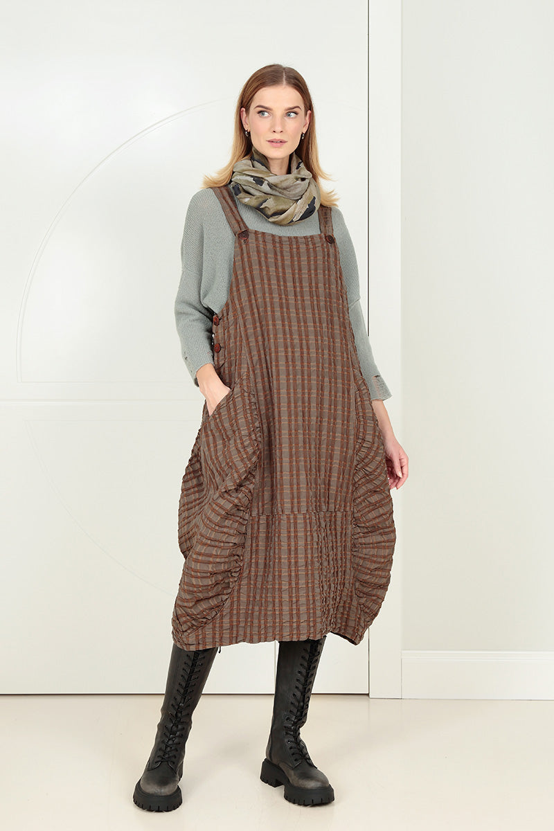 Trägerkleid aus Leinen-Baumwolle mit Karomuster in Altkupfer