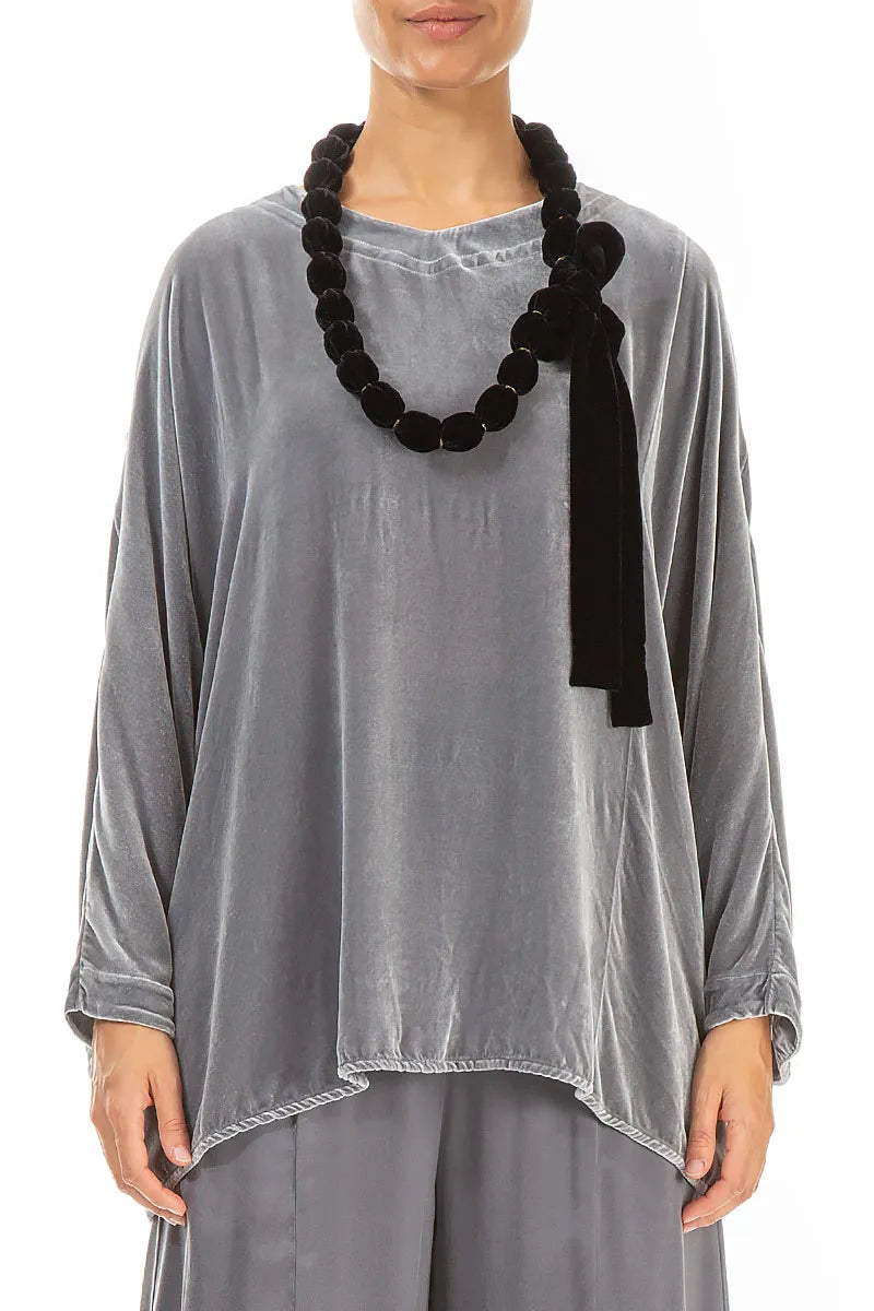 Black Silk Velvet Bead Necklace 1