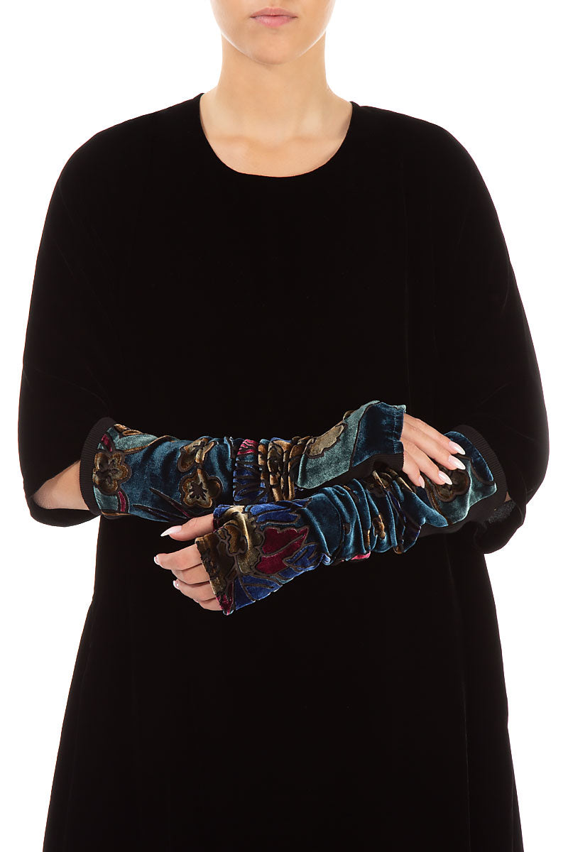 Floral Devoré Silk Velvet Wristlets 1