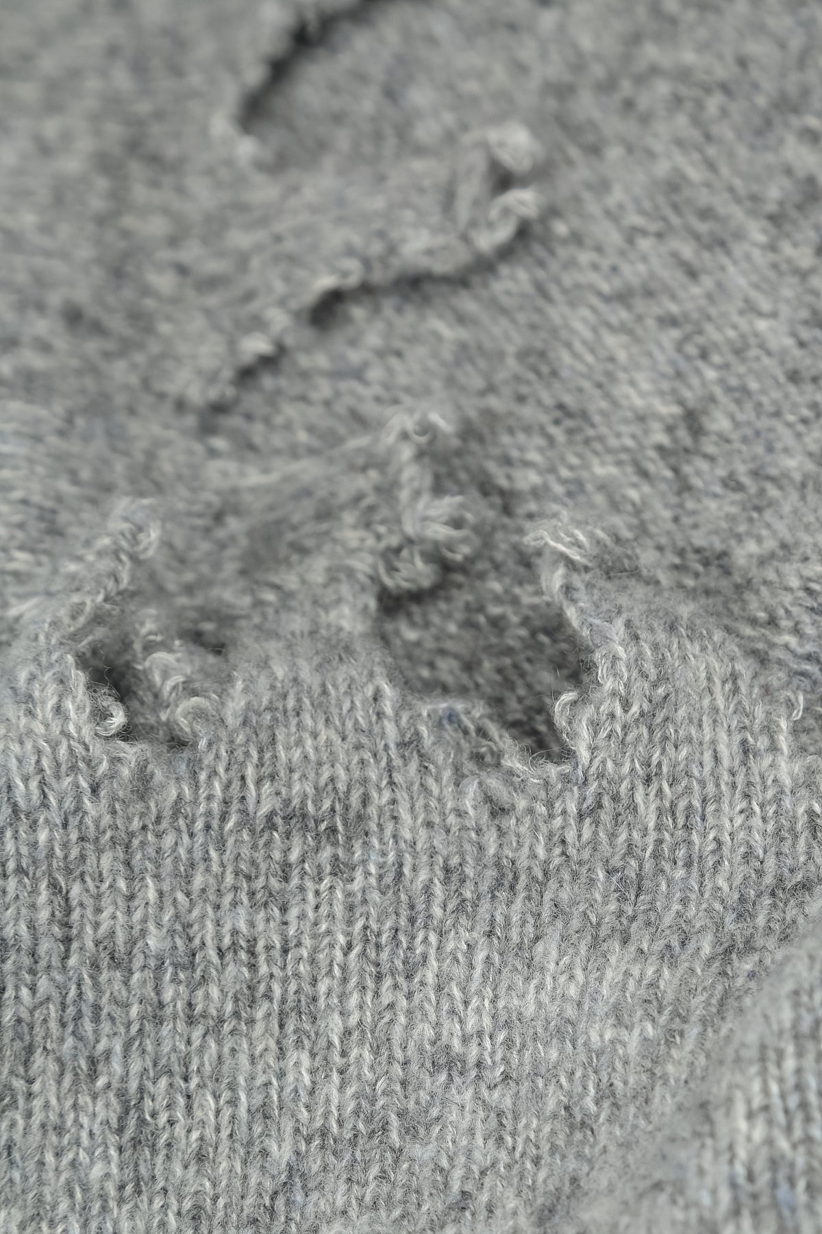 Frayed Hem Light Grey Mélange Cashmere Sweater 6