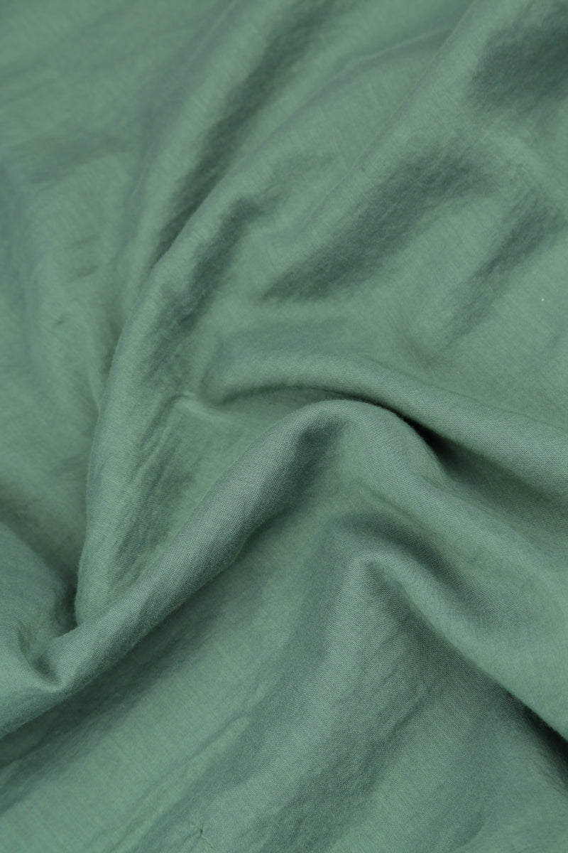 Mehrlagige Bluse aus Seide und Baumwolle in Salbeigrün