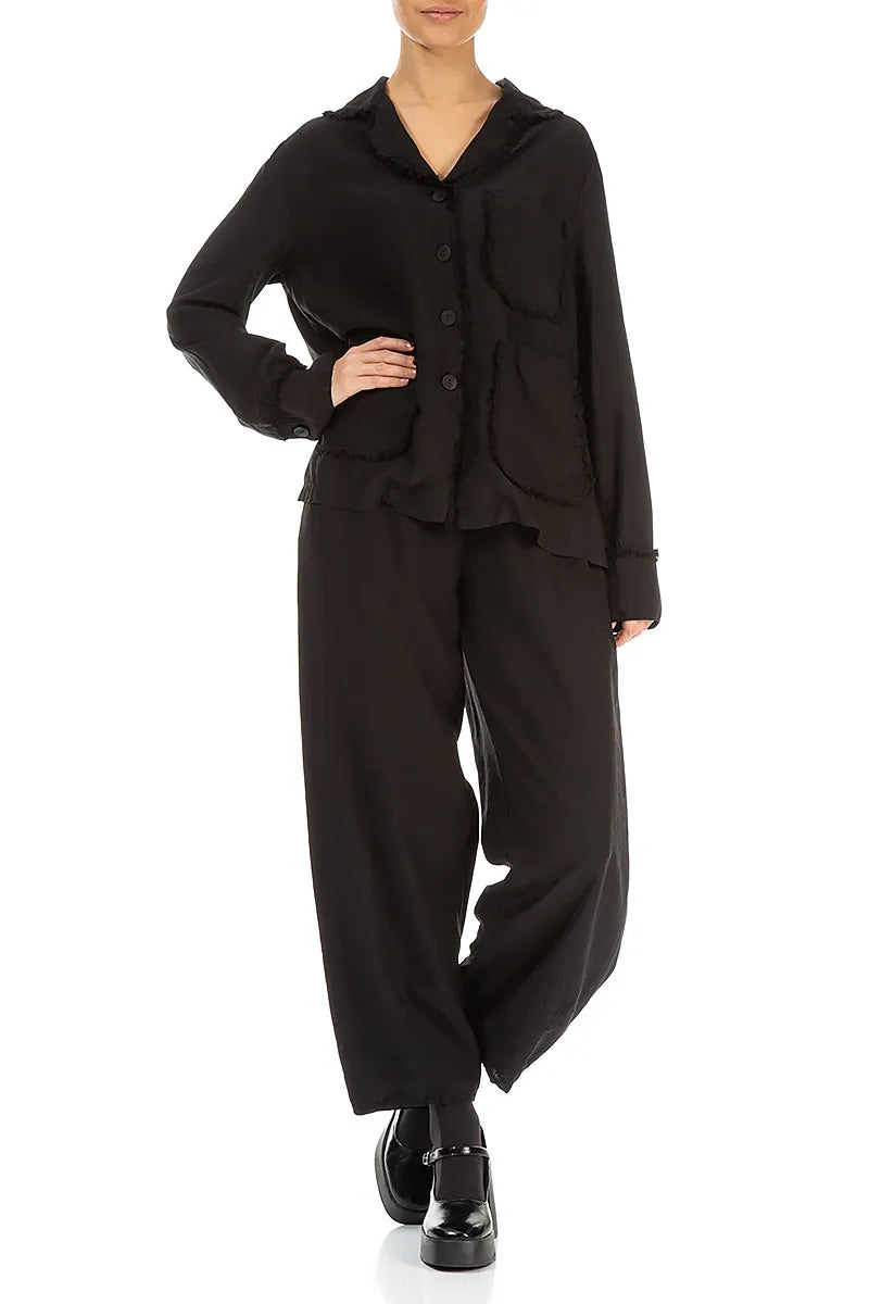 Schwarze Seiden-Bambusjacke mit offener Kante und drei Taschen