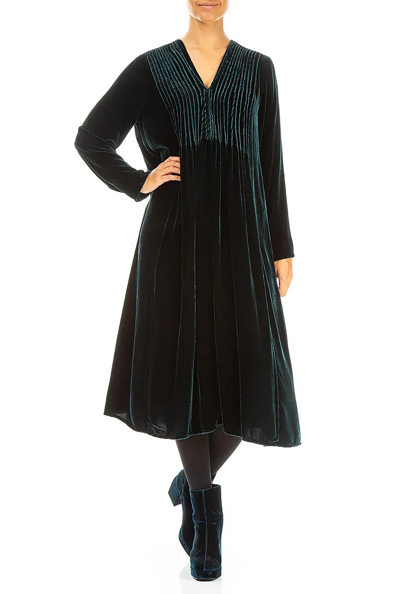 Romantic Long Sleeve V-Neck Peacock Silk Velvet Dress 4