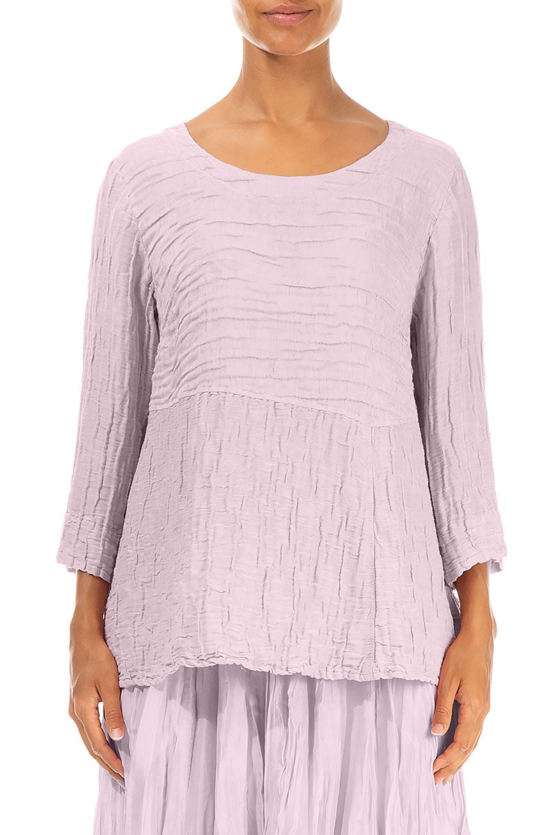 Fliederfarbene Bluse aus zerknitterter Seide und Leinen in weicher Form