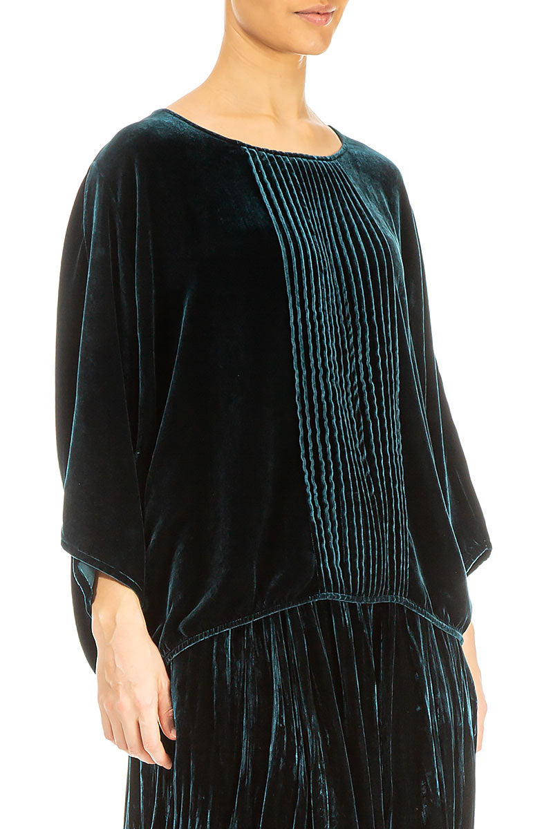 Bluse aus Pfauenseidensamt mit Falten vorne