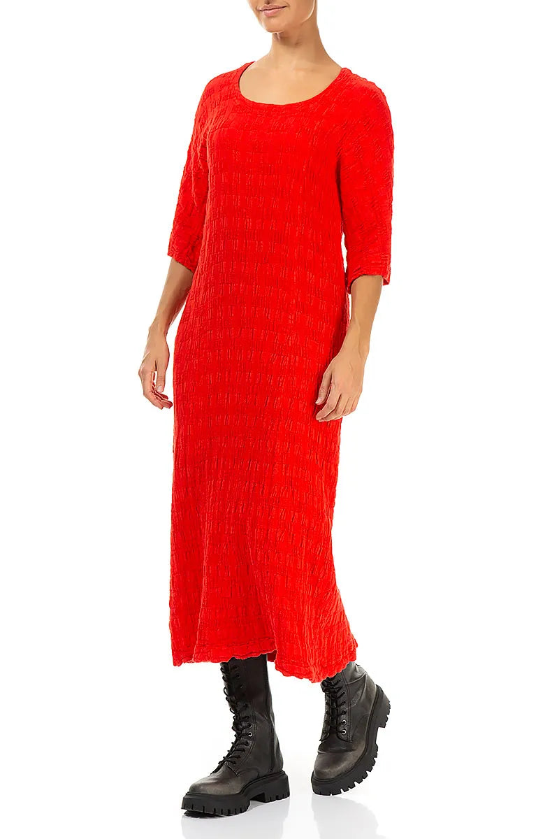 Robe en lin texturé rouge vif tissé