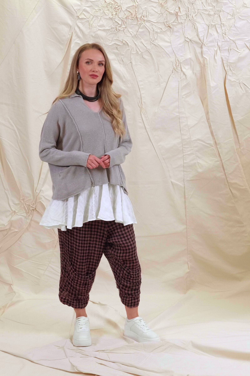 V-Neck Greige Linen Jumper 8