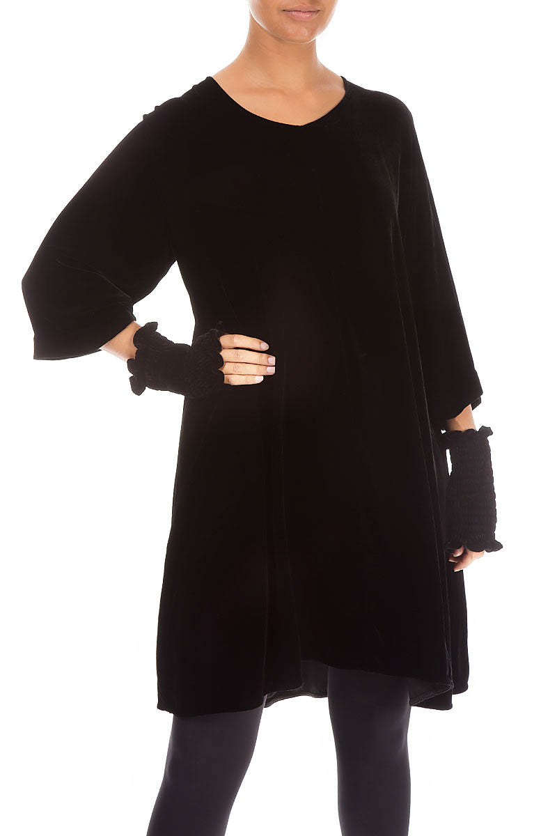 Black Silk Velvet Wristlets 4