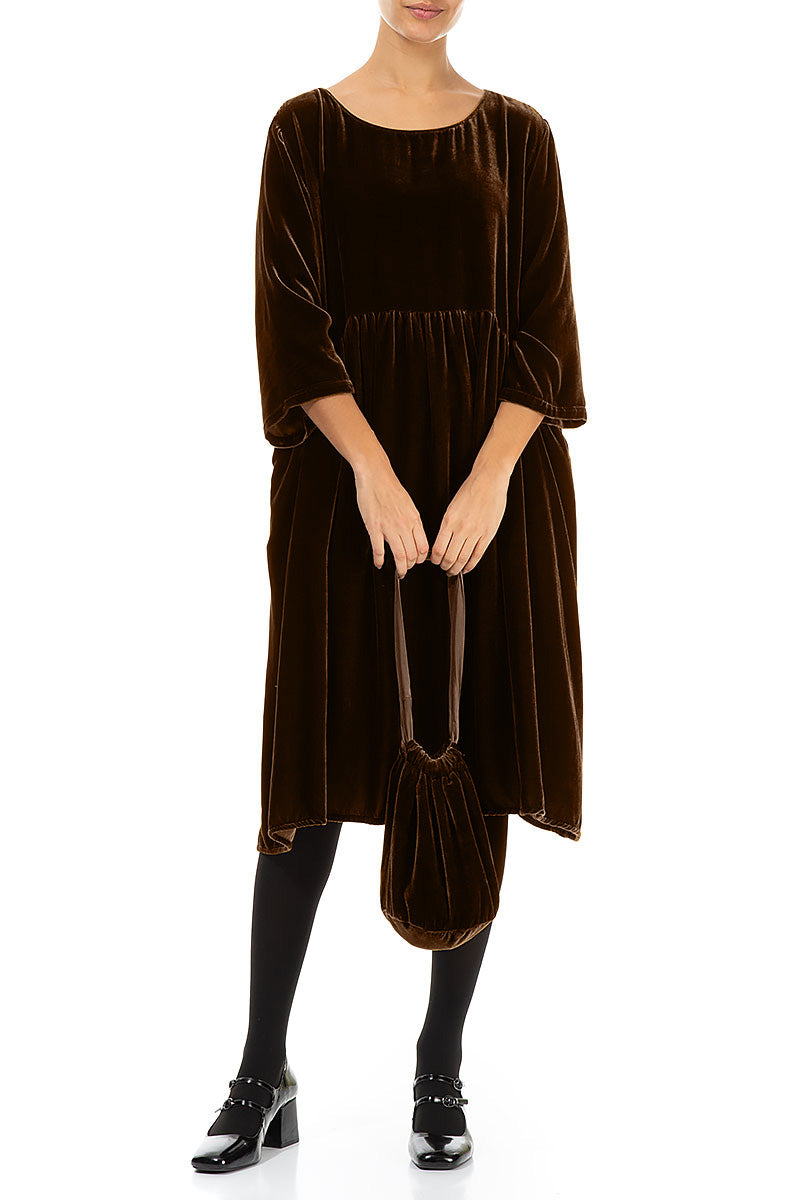 Abendhandtasche aus gealtertem Kupferseidensamt