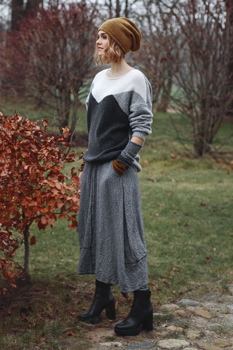 Balloon Grey Wool Skirt 5