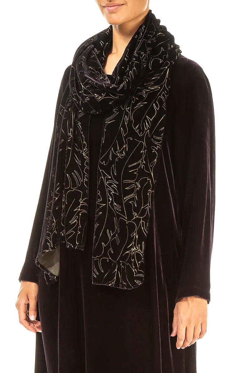 Schwarz-silberner Devoré-Schal aus Seidensamt mit Federn
