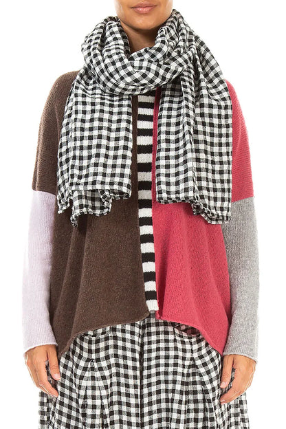 Black &amp; White Check Linen Scarf