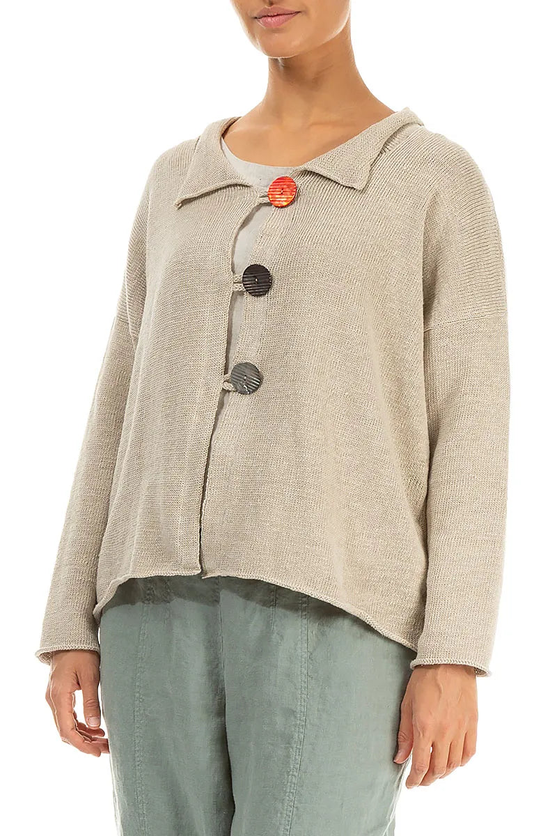 Geknöpfte Strickjacke aus natürlichem Leinen