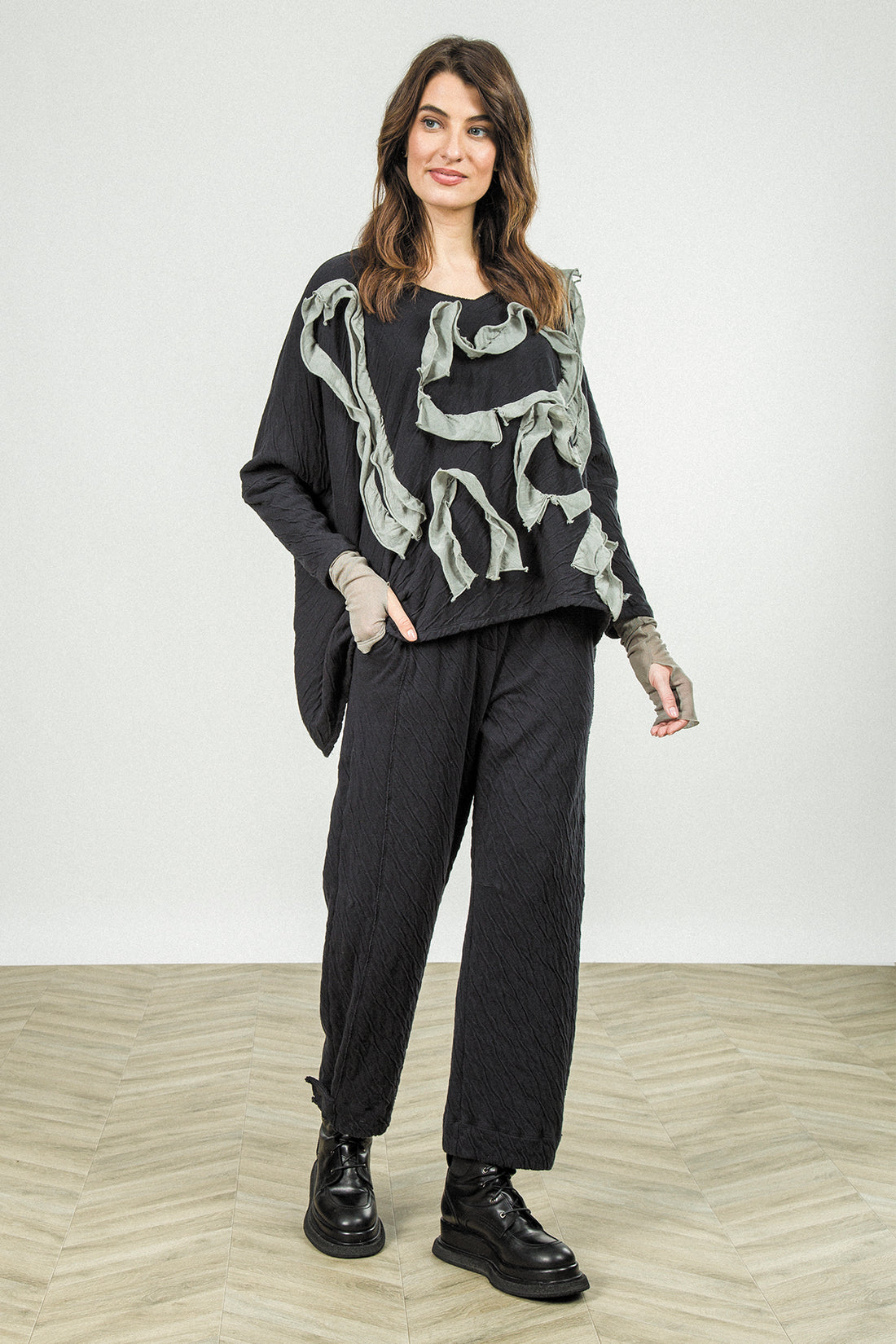 Cascading Waves Olive Grey Wavy Cotton Blouse 8