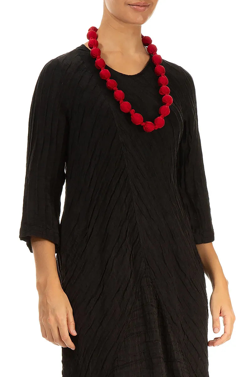 Collier de perles de soie rouge cerise