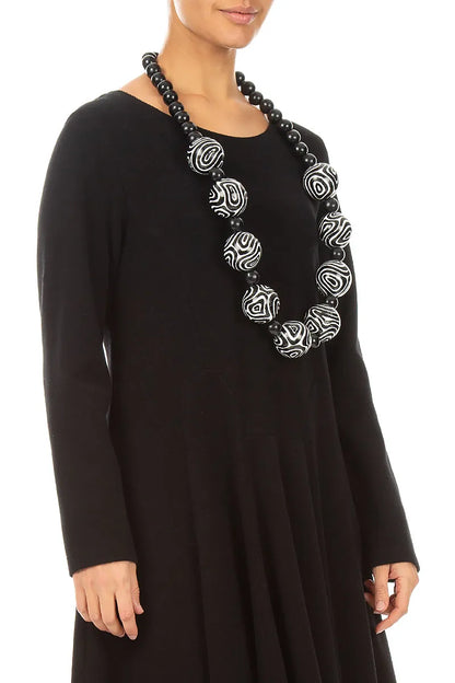 Contour Rhythm Wooden Bead Necklace 1