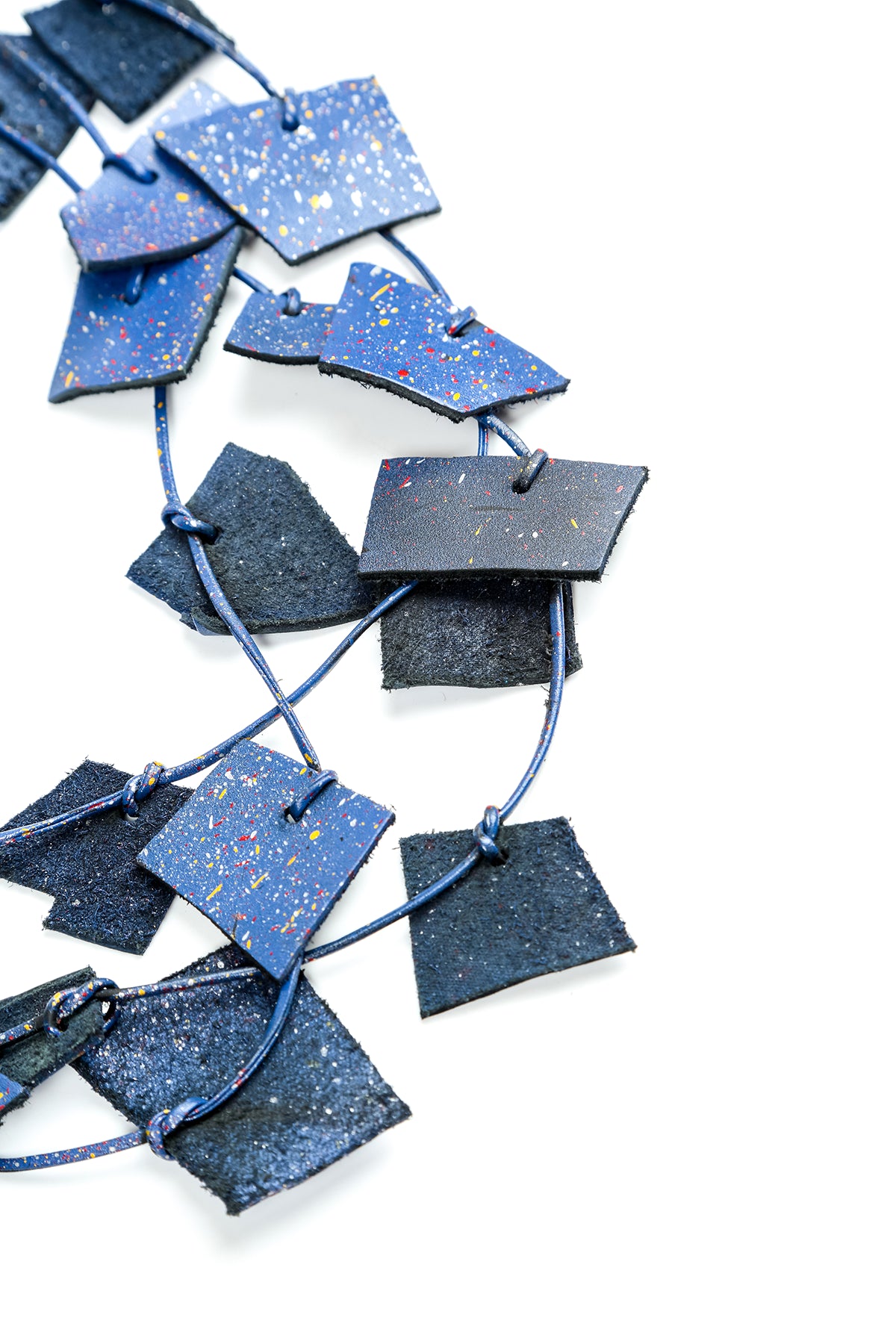 Deep Wave Lederhalskette