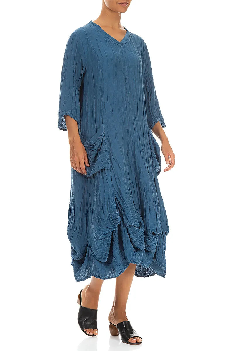 Drapiertes Crinkled Denim-blaues Seidenleinenkleid