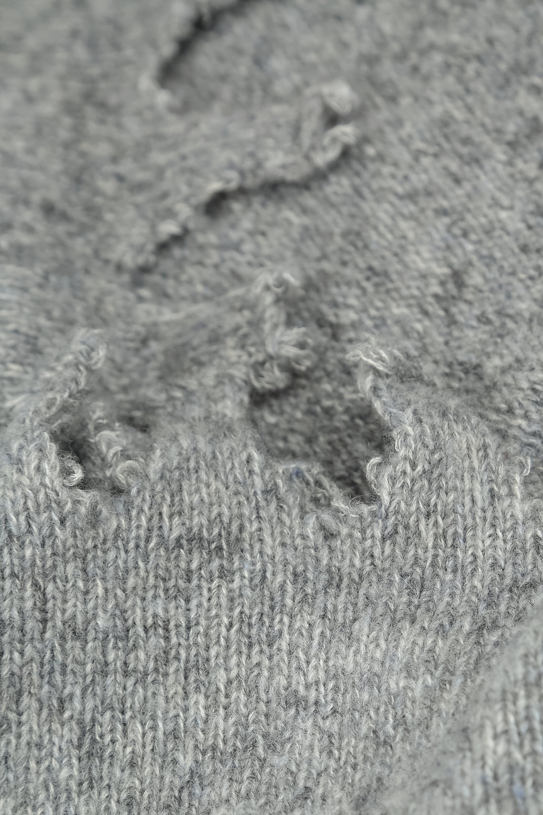 Frayed Hem Light Grey Mélange Cashmere Sweater 6