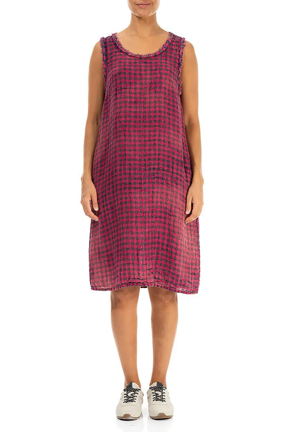 Ärmelloses Leinenkleid mit ausgefranstem Ausschnitt in Magenta und Aquarell-Karomuster