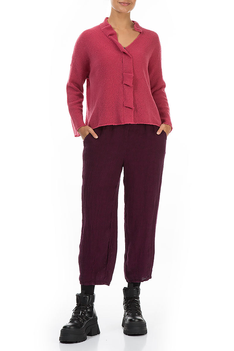 Strickjacke aus Wolle mit Rüschenkragen in Pink Punch