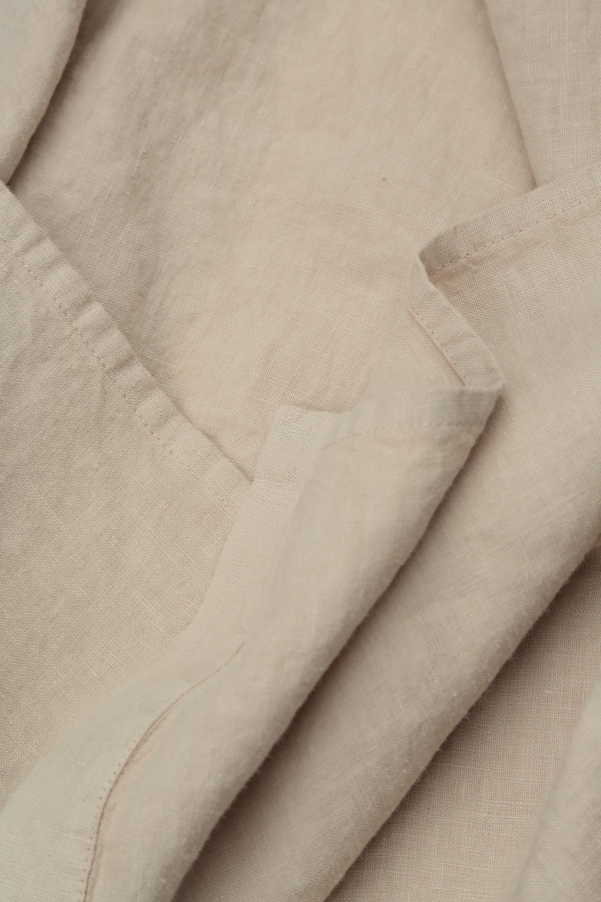 Kapuzenjacke aus Leinen mit Raffärmeln in Beige