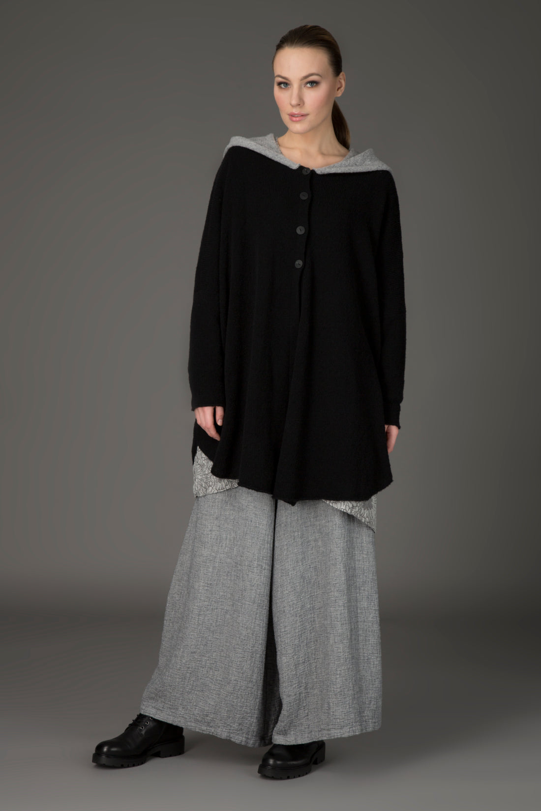 Hooded Two-Tone Black Wool Cardigan 6