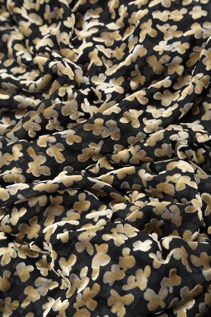 Bluse aus mehrlagigem Devoré-Seidensamt mit Blütenblattmuster in Gold