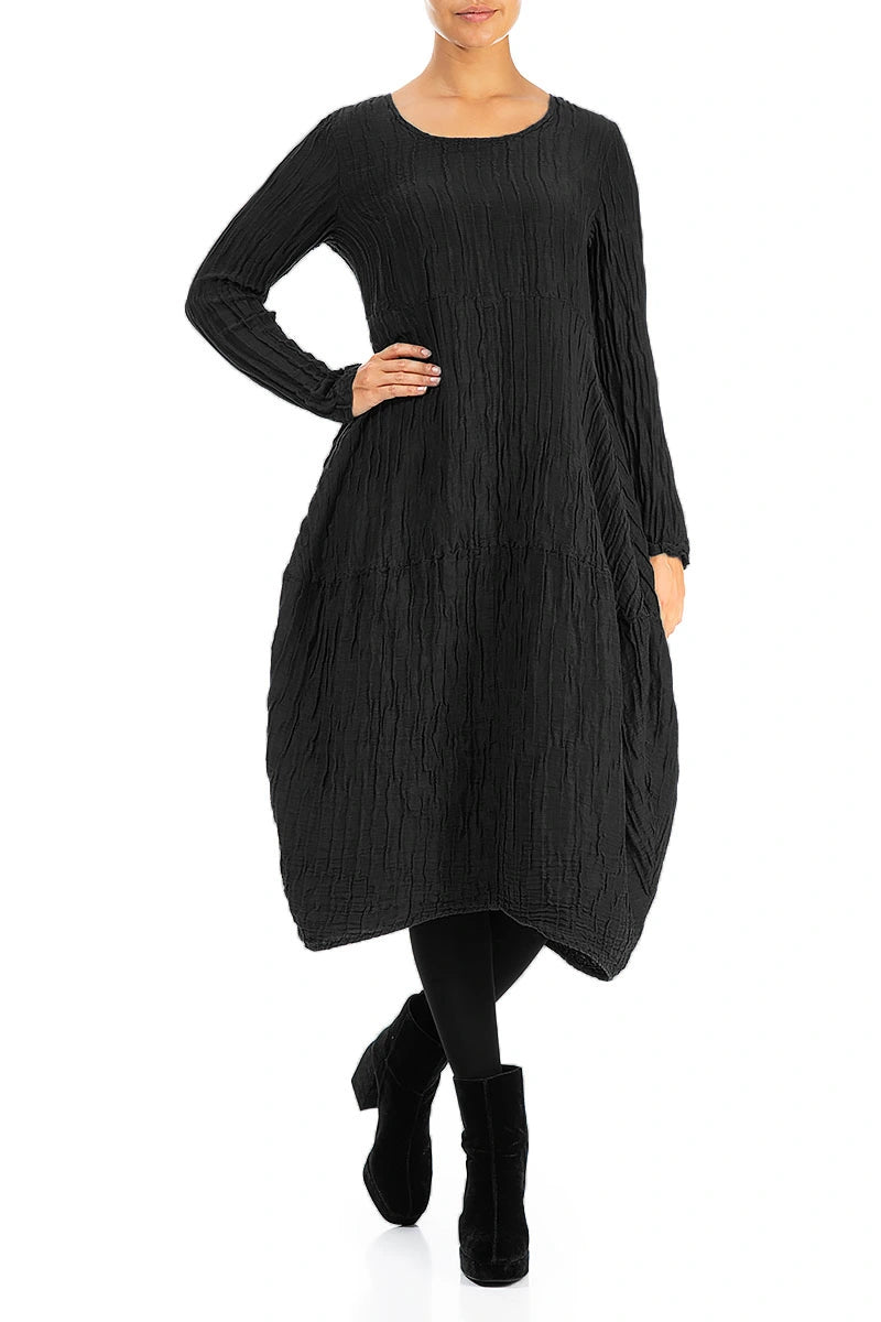 Robe noire froissée à manches longues, en soie et lin, coupe ballon