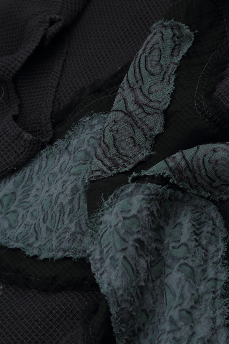 Lockere Bluse aus Graphit-Mesh-Seide mit Schmetterlingsmuster