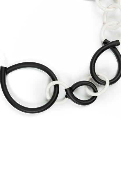 Monochrome Motion Necklace