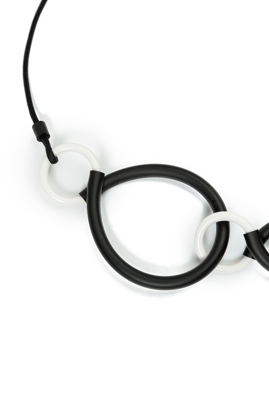Monochrome Motion Necklace 5