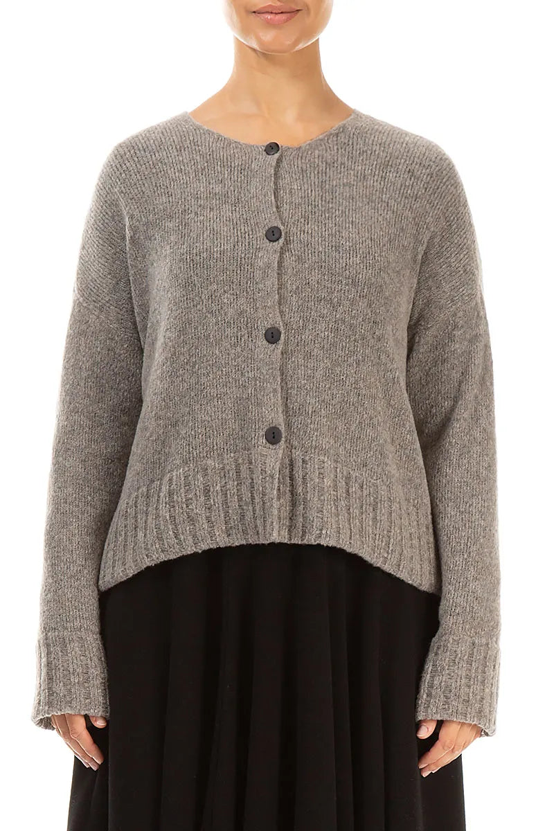 Hellbraune Wollstrickjacke mit geripptem Saum