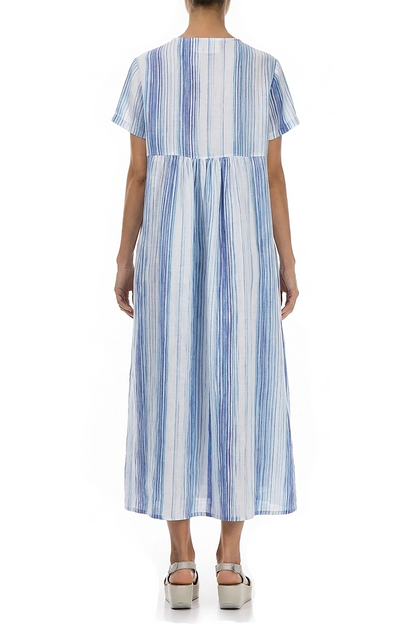Robe en lin à rayures bleues délavées style romantique