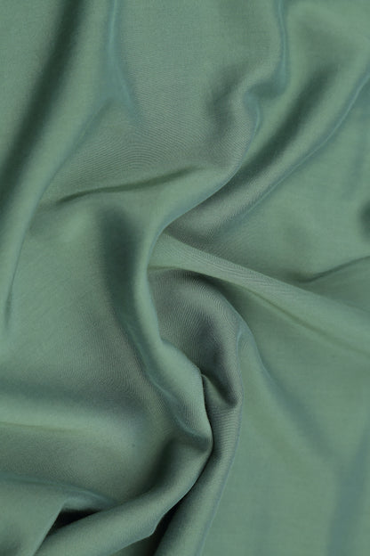 Romantisches Salbeigrünes Seidenbambuskleid