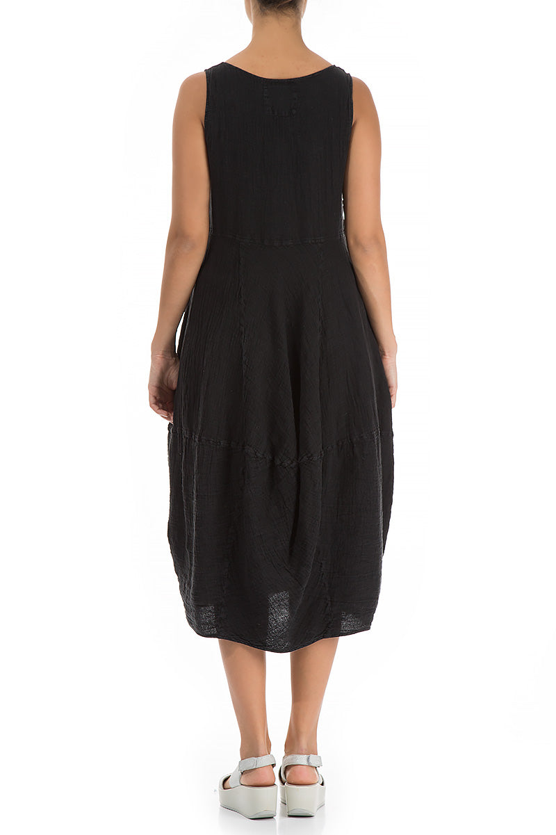 Ärmelloses Ballonkleid aus schwarzem Leinen