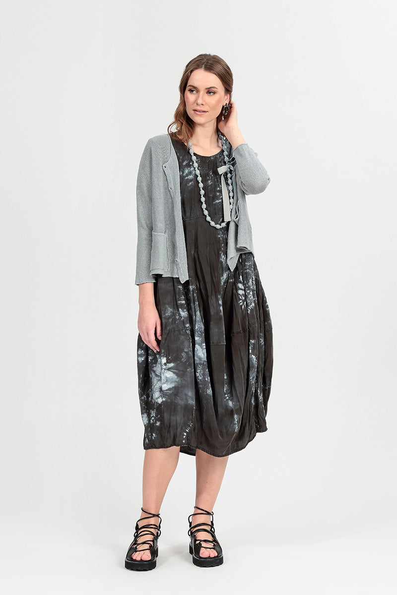 Grauer Leinen-Cardigan mit zwei Taschen