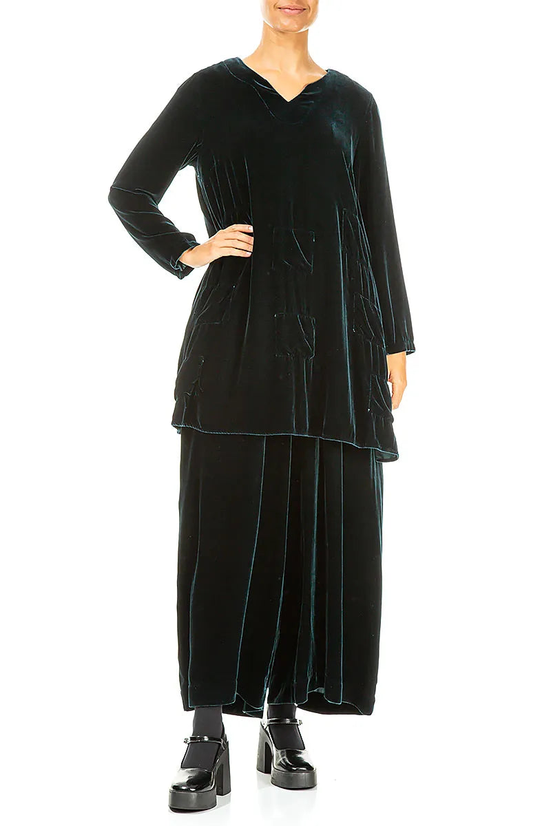 Verzierte Tunika aus Pfauenseidensamt mit V-Ausschnitt