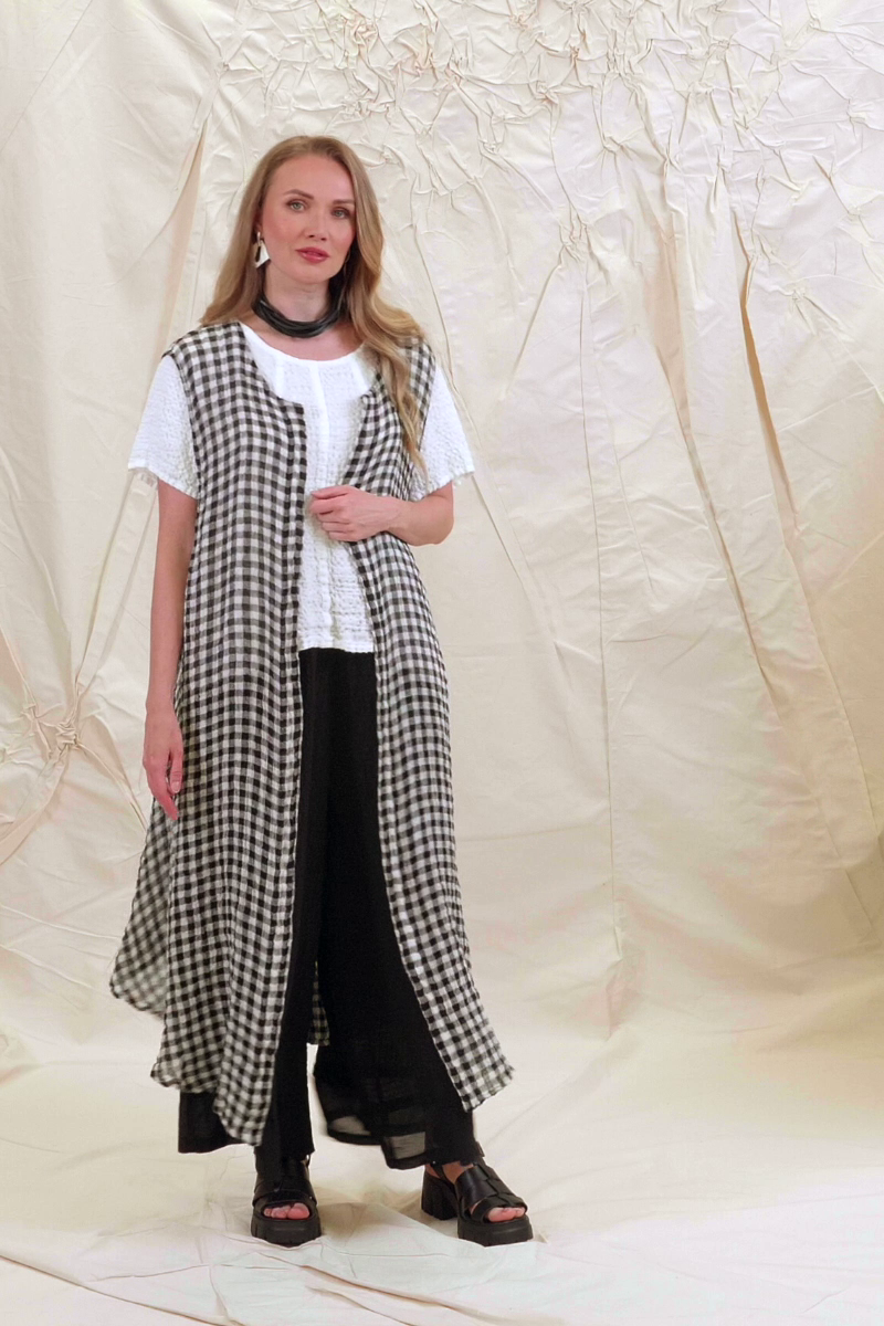 Sleeveless Black & White Check Gauze Linen Vest 7