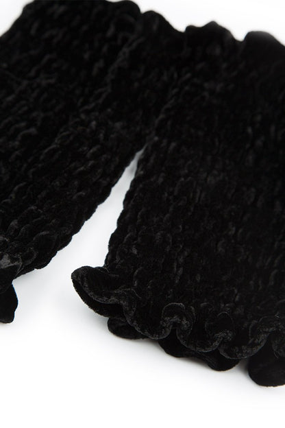 Black Silk Velvet Wristlets 2