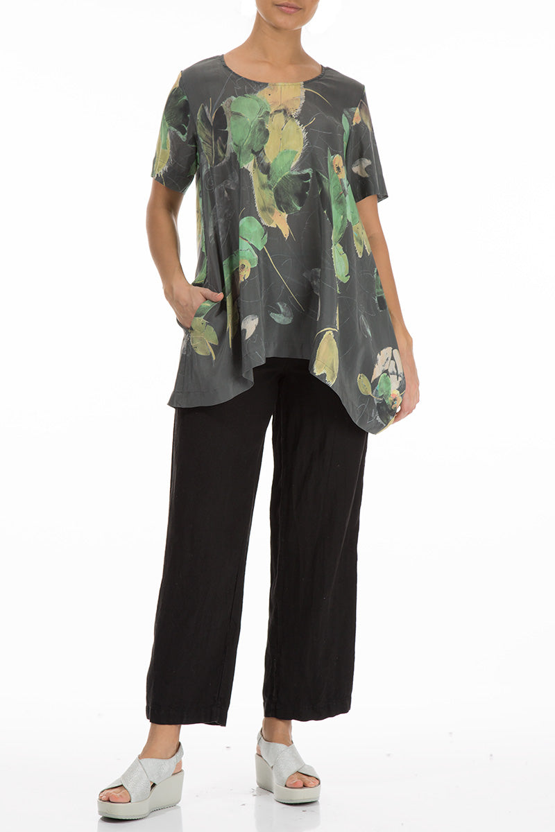 Minimalist Black Linen Trousers 4