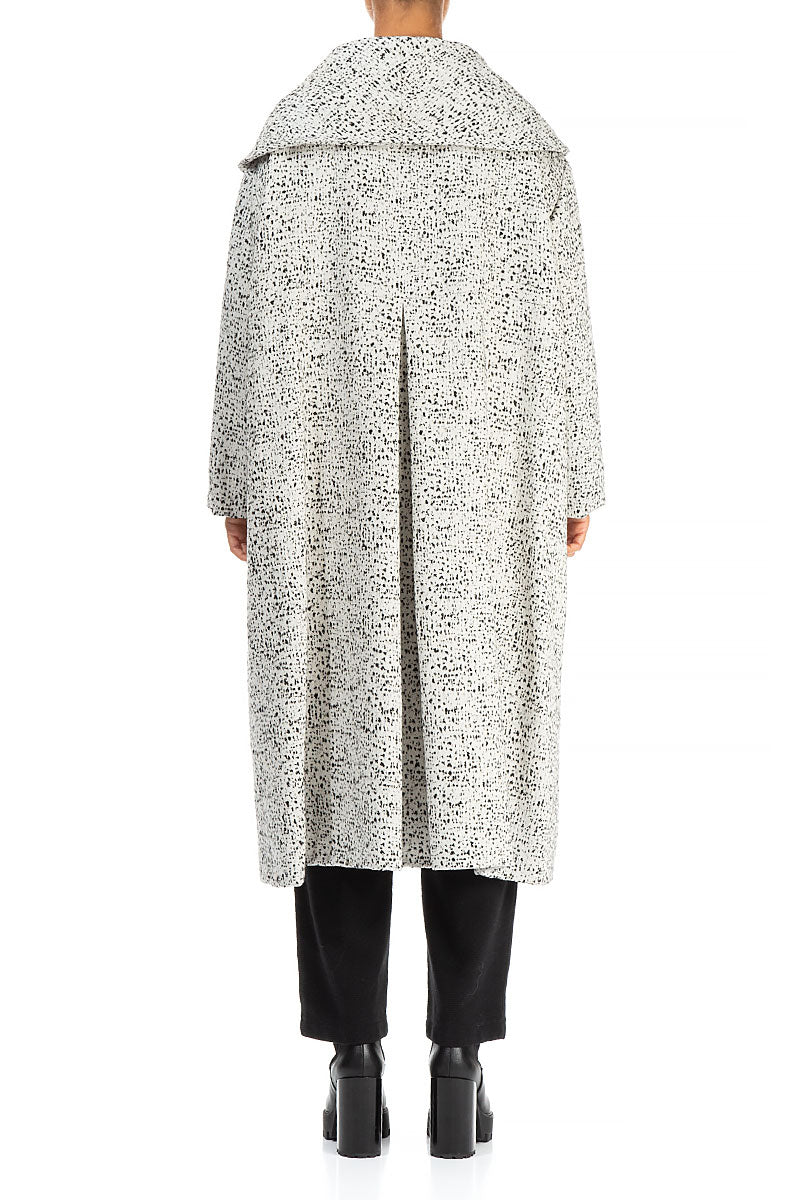 Wide Collar Dotty Wool Swing Coat 2